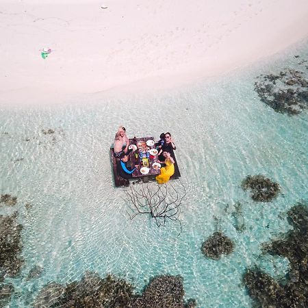 Nemo Inn Omadhoo Exteriör bild
