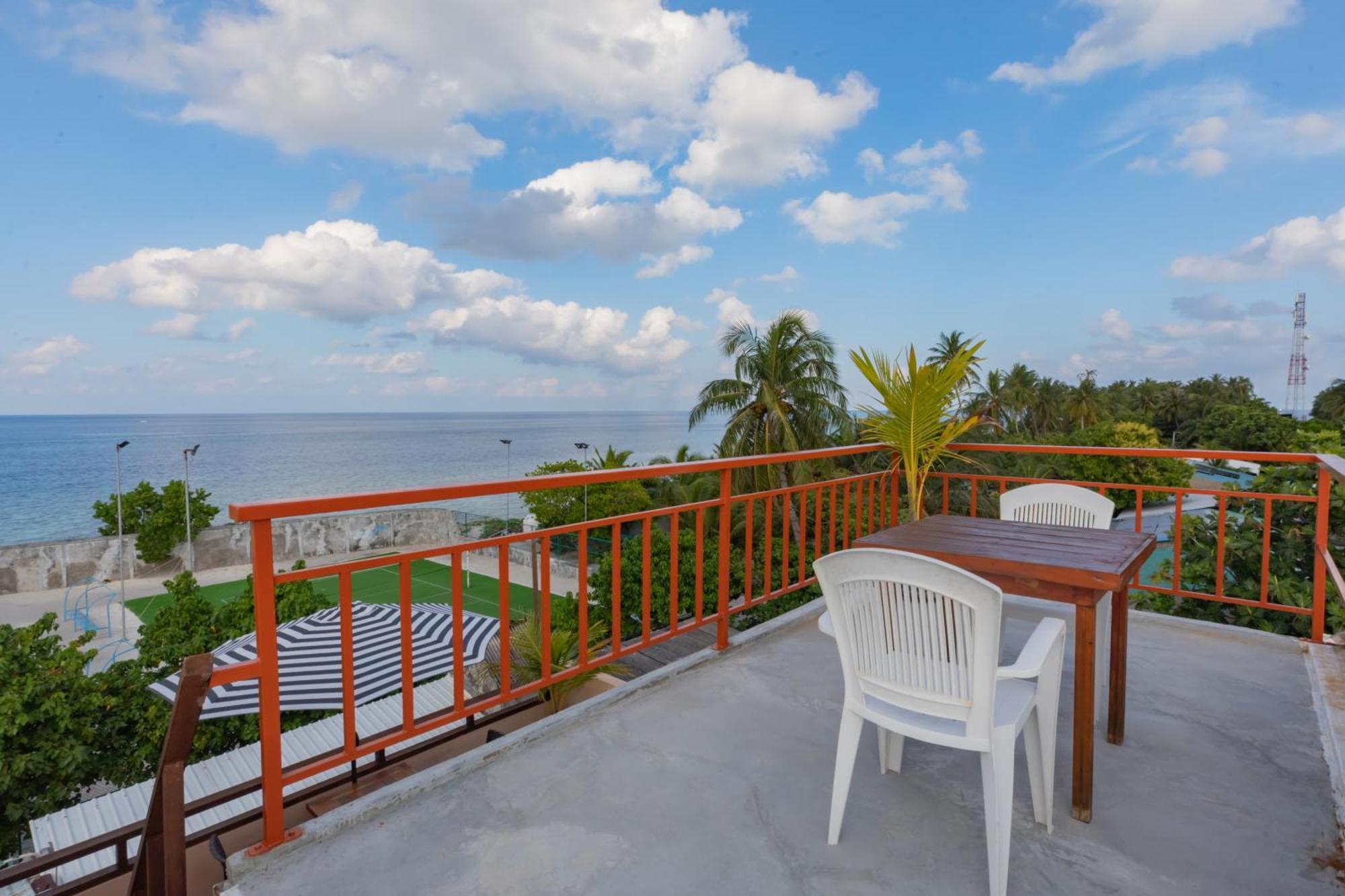 Nemo Inn Omadhoo Exteriör bild