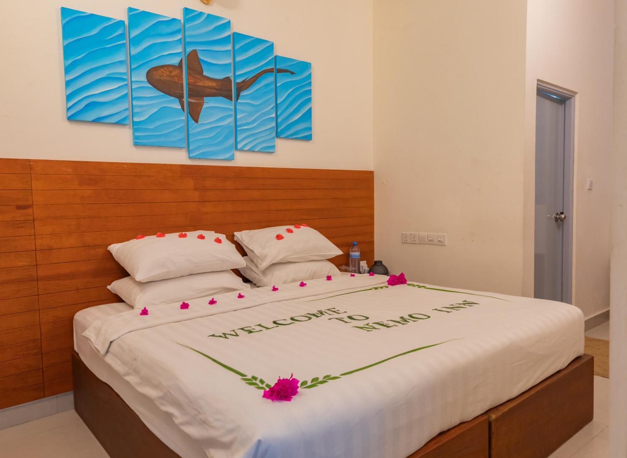 Nemo Inn Omadhoo Exteriör bild